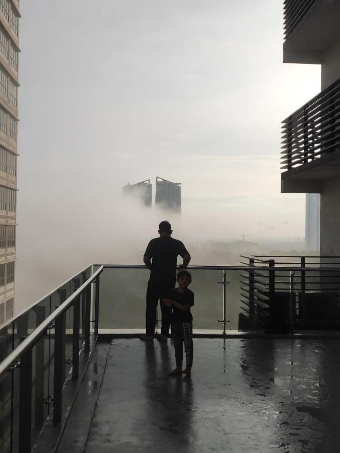 D Bunga مسلم Homestay Pool View Legoland Nusajaya Nusajaya  Exterior photo
